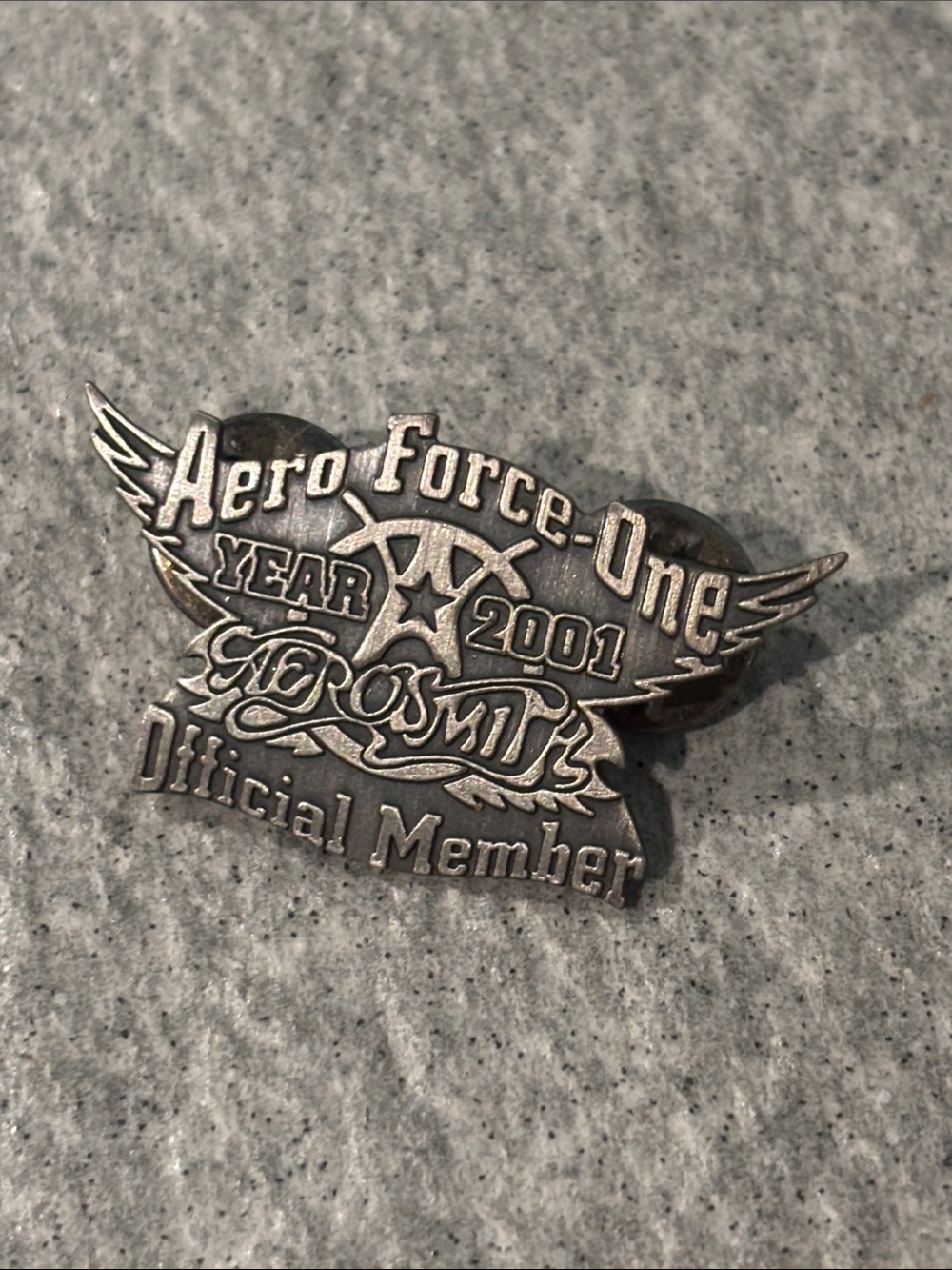 AEROSMITH Aero Force-One 2001 Official Member Metal Pin Silvertone Rock Music